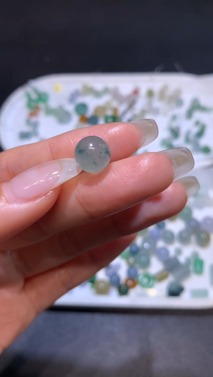 【闪购商品】定制翡翠未镶嵌珠子900+90