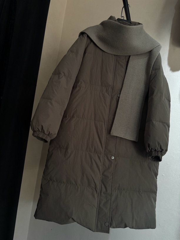 长款羽羽外套带围巾