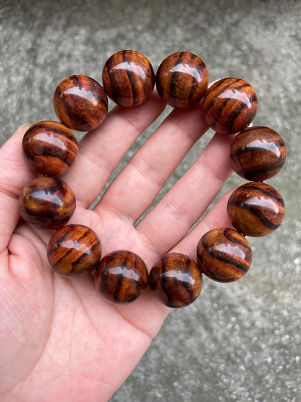 海南黄花梨男神手串大黑线虎皮山水纹2.0/12佛珠手串