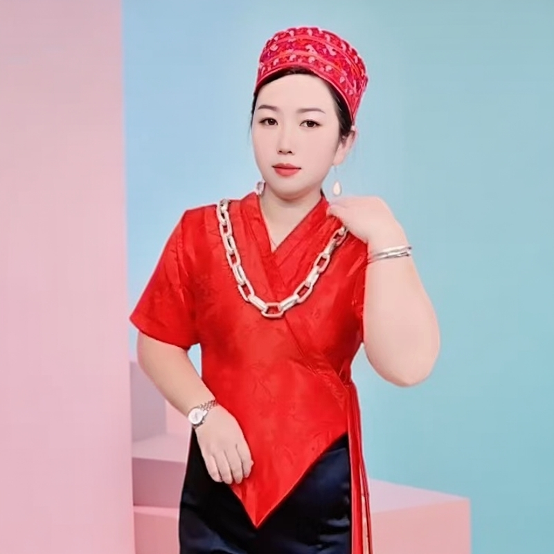 贵州芦笙妹民族服装苗族女装时尚上衣