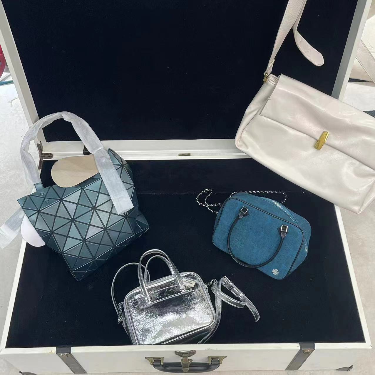 微瑕款NO退NO换【350-399】特惠包包按数字下单