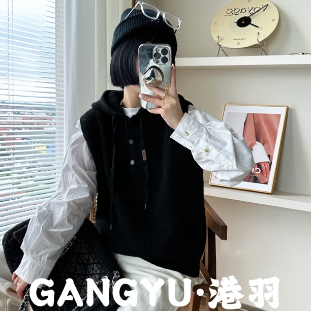 GANGYU/港羽欧洲站均码秋冬新款纯色连帽无袖针织马甲女