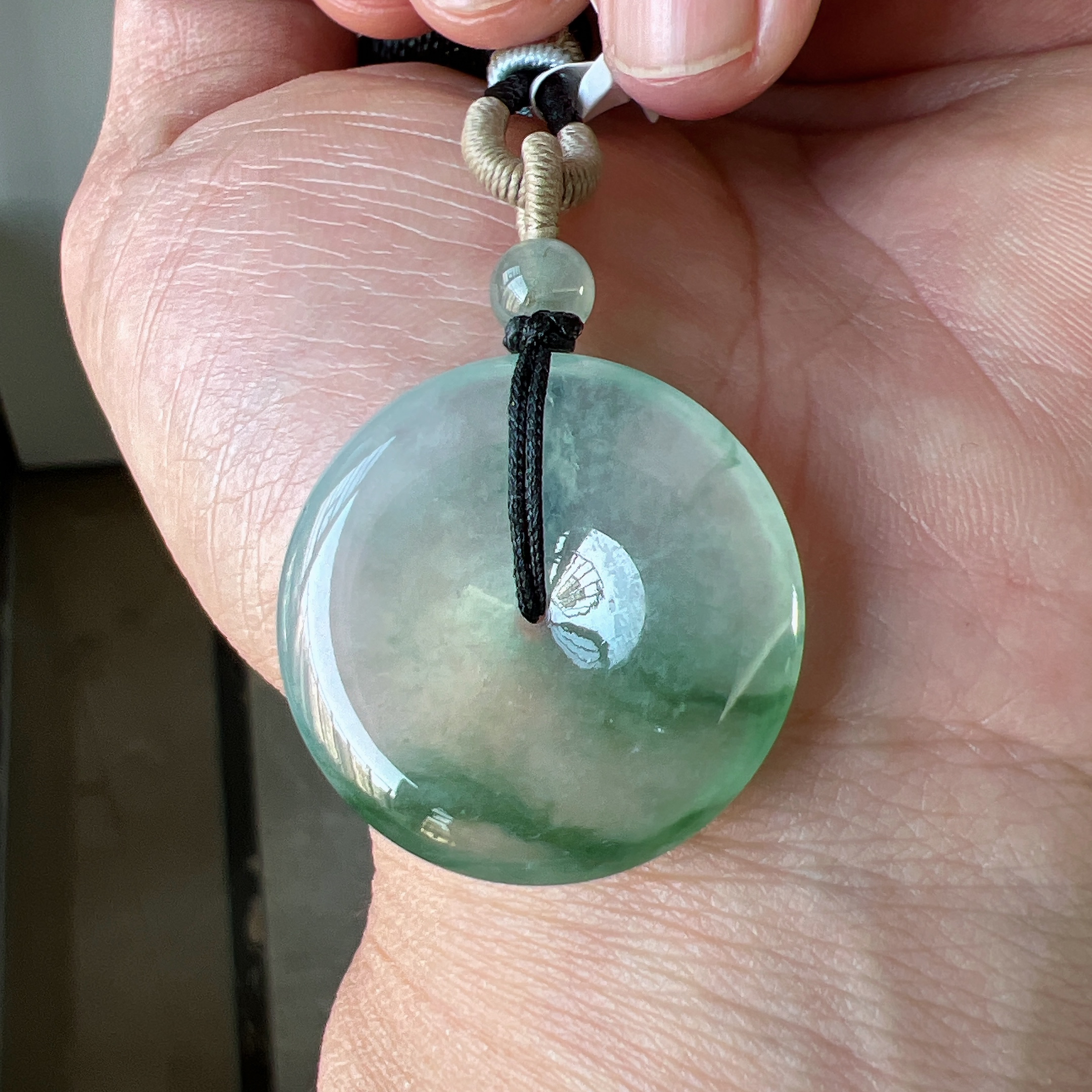 自然光实拍缅甸天然A货翡翠冰种飘绿平安扣吊坠27.2×5.5mm