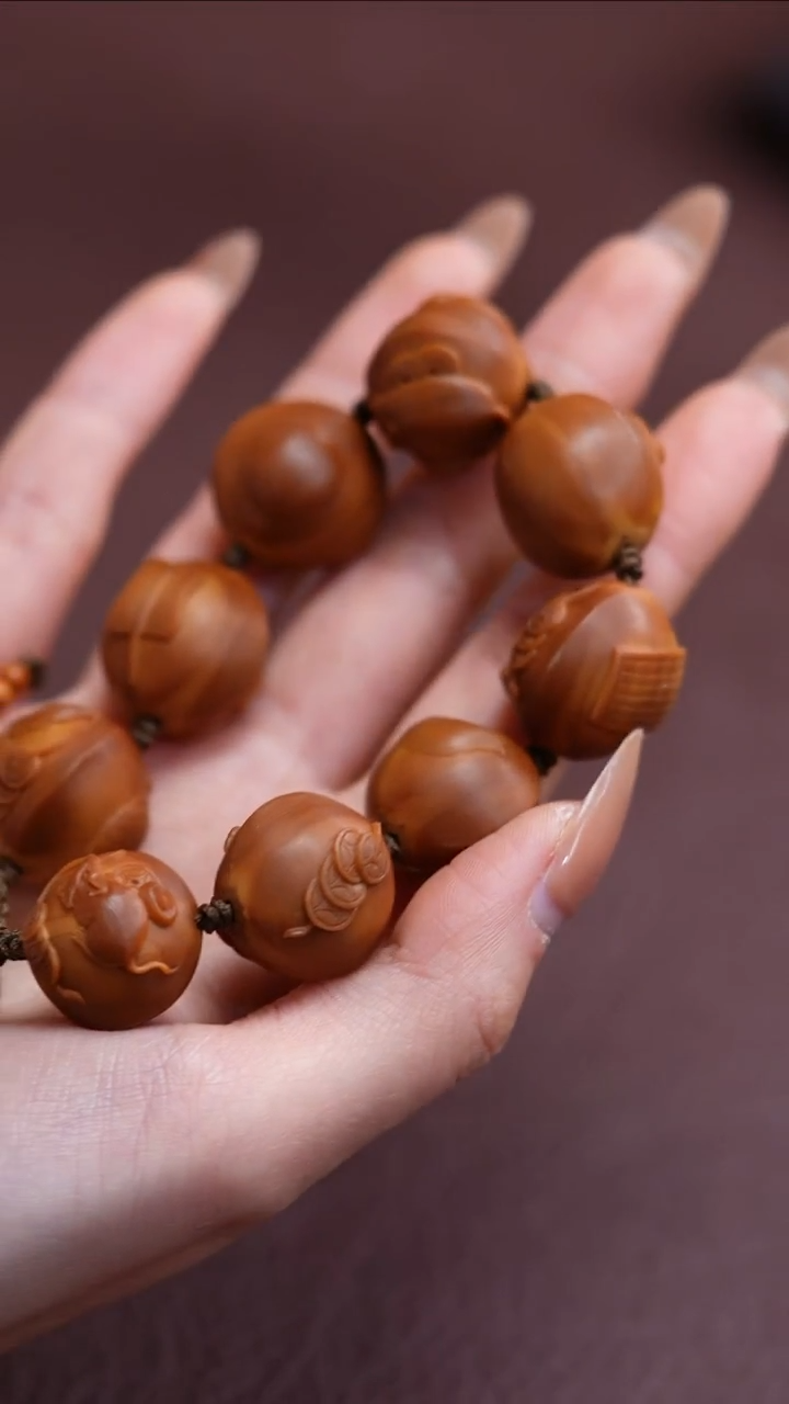 【闪购商品】橄榄核核雕有钱