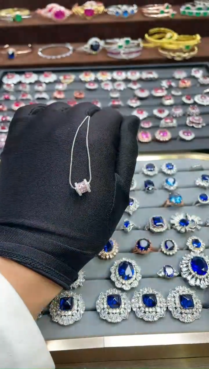 【闪购商品】蓝宝石吊坠(不含链)银S925镶嵌49