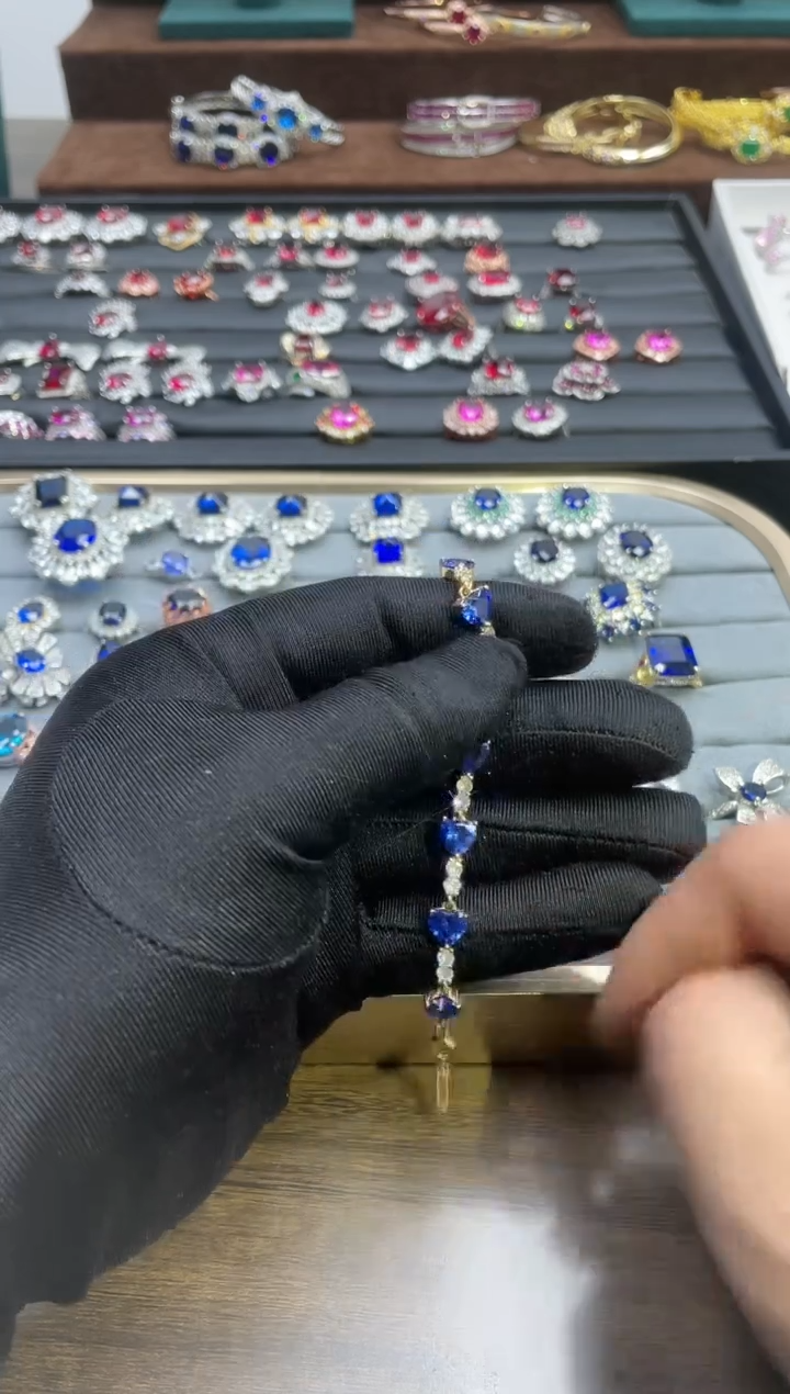 【闪购商品】蓝宝石手链14K金镶嵌154