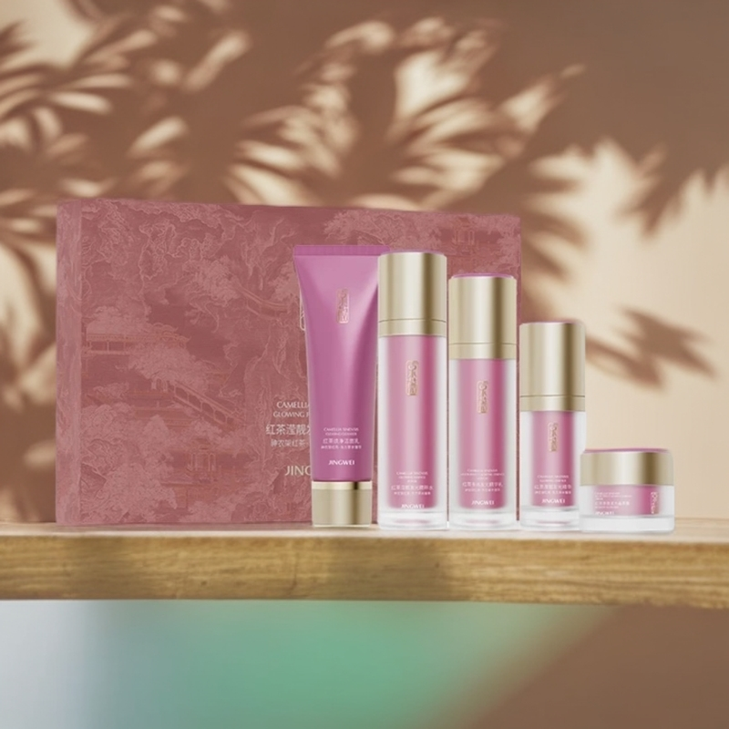 京薇红茶滢靓发光护肤套盒
