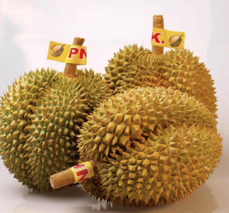 泰国空运树熟榴莲整果现拍，十公里内免费配送