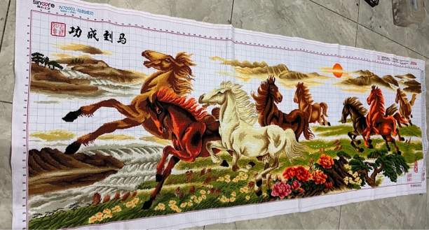 纯手工十字绣2.3米真心工艺马到成功十字绣成品批发八骏奔腾客厅