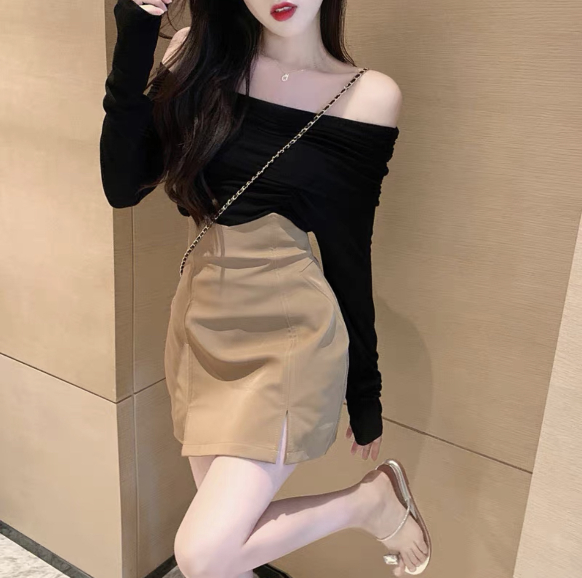 【娜姐宠粉】时尚设计感打底衫