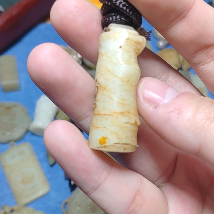 【闪购商品】和田玉挂件未镶嵌跳*