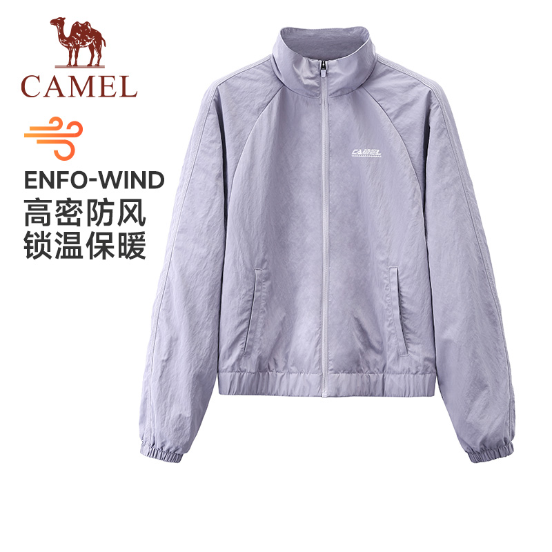 骆驼女装运动风外套短款立领印花防风外套上衣J23CA66035