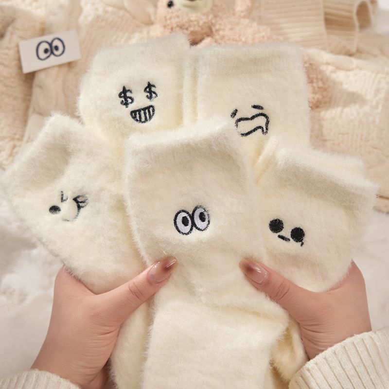 水貂袜子女秋冬加绒加厚保暖中筒袜牛奶袜加厚冬季爆款新款