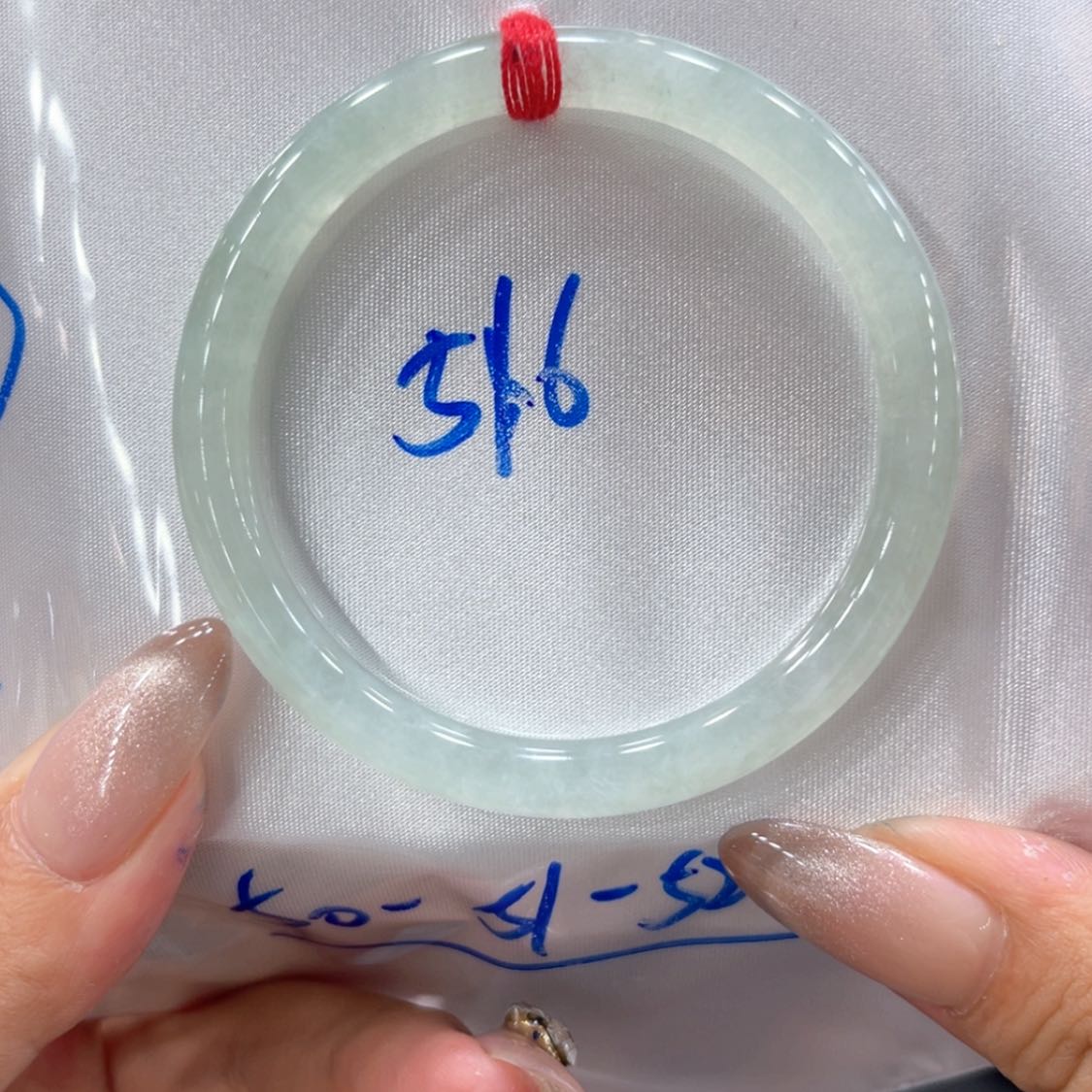 【闪购商品】翡翠手镯未镶嵌