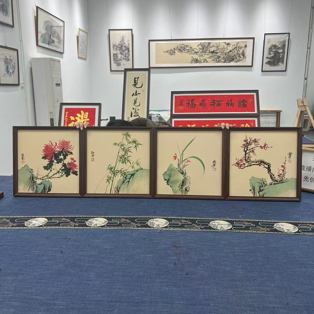 36*36斗方/-梅兰竹菊/周作光（带框）