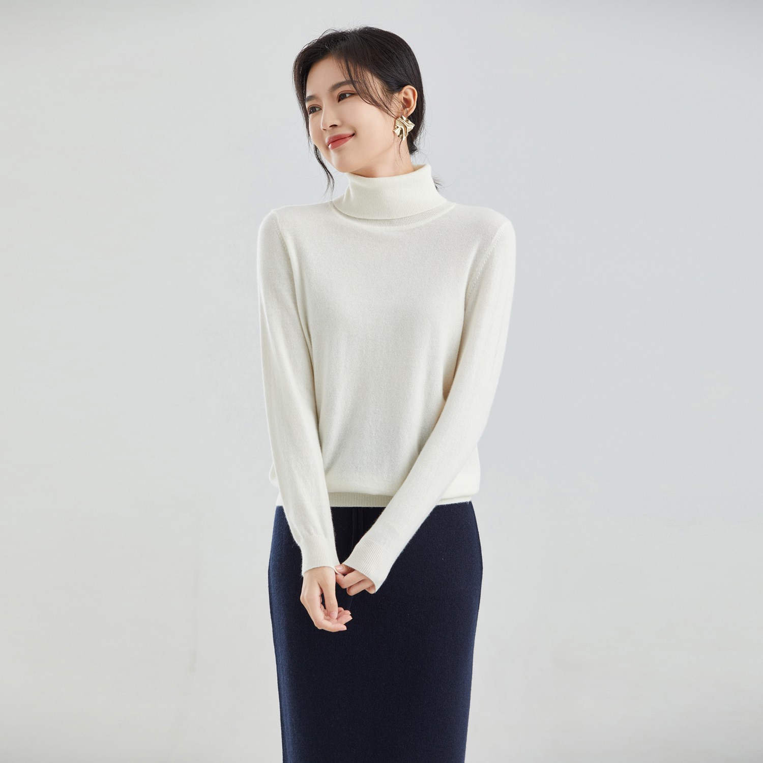 东黎 小山羊绒 流光风女士秋冬针织高领羊绒衫堆堆领GDRW-21S210