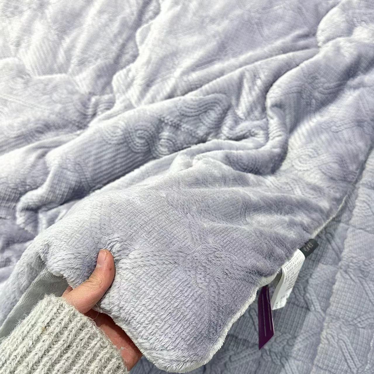 ⭐韩国云朵绒冬被单人被5斤150*200 双人被7.5斤 200*230可水洗