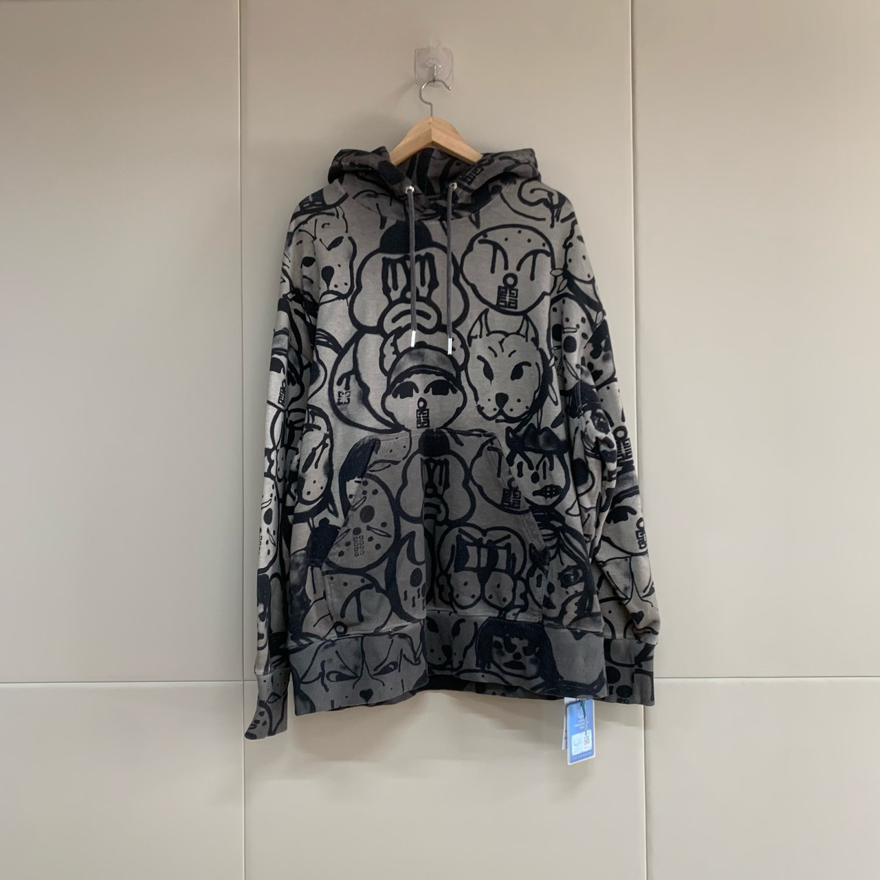 Givenchy联名chito渐变涂鸦满印帽衫/m码/99新/13489