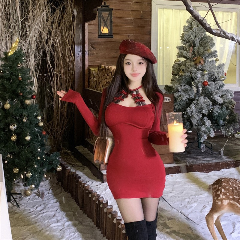 秋冬气质吊带裙新款小黑裙后妈裙打底收腰连衣裙女搭裙子包臀短裙