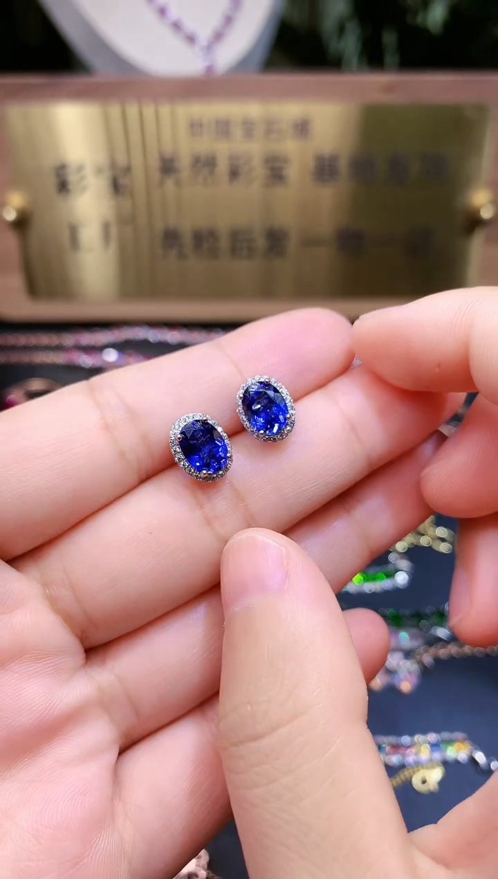【闪购商品】蓝宝石耳饰银S925镶嵌.
