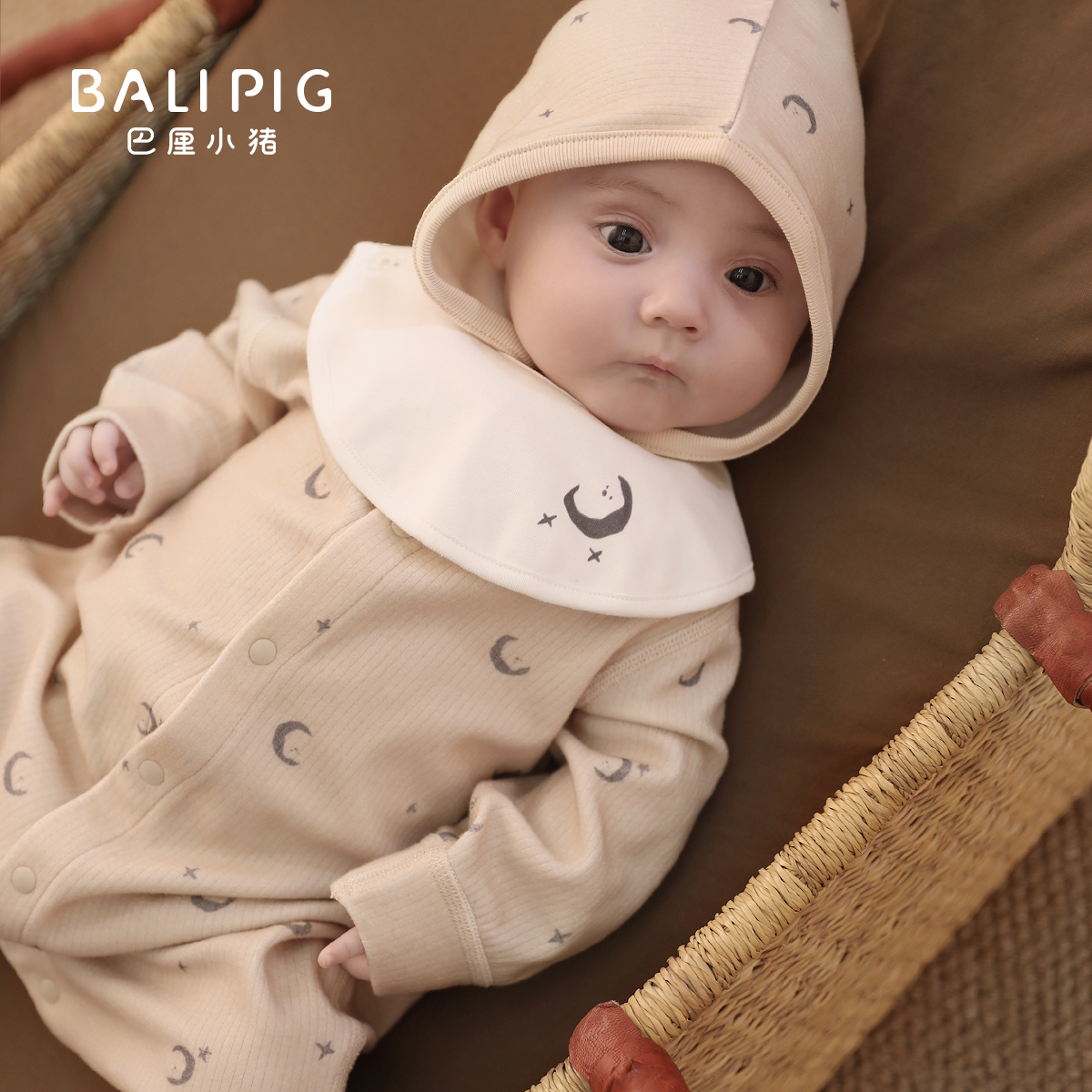 宝宝秋季连体衣外出服冬季加厚保暖新生儿哈衣婴儿衣服秋冬新款