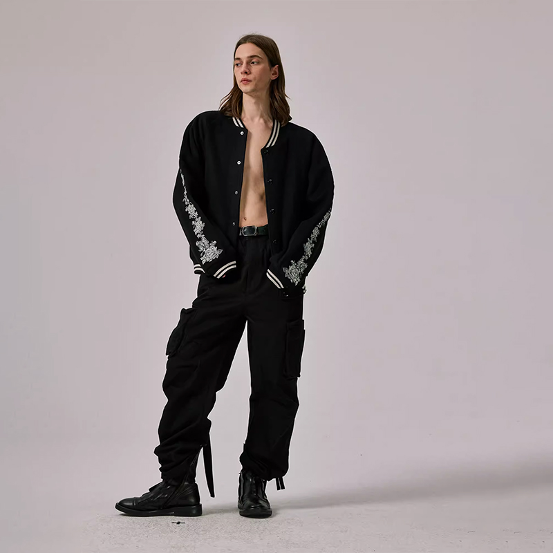 Amicus Animae 万针刺绣满袖玫瑰Varsity Jacket 外套