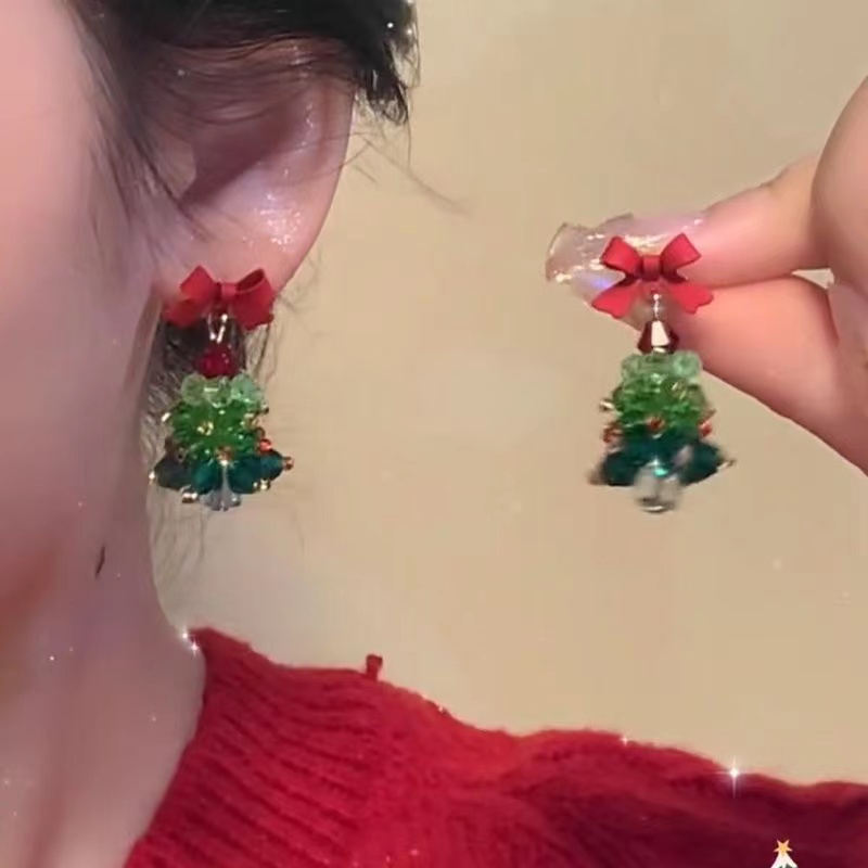 锌合金耳饰 圣诞蝴蝶结圣诞树耳钉高级精致耳环秋冬2023新款耳饰