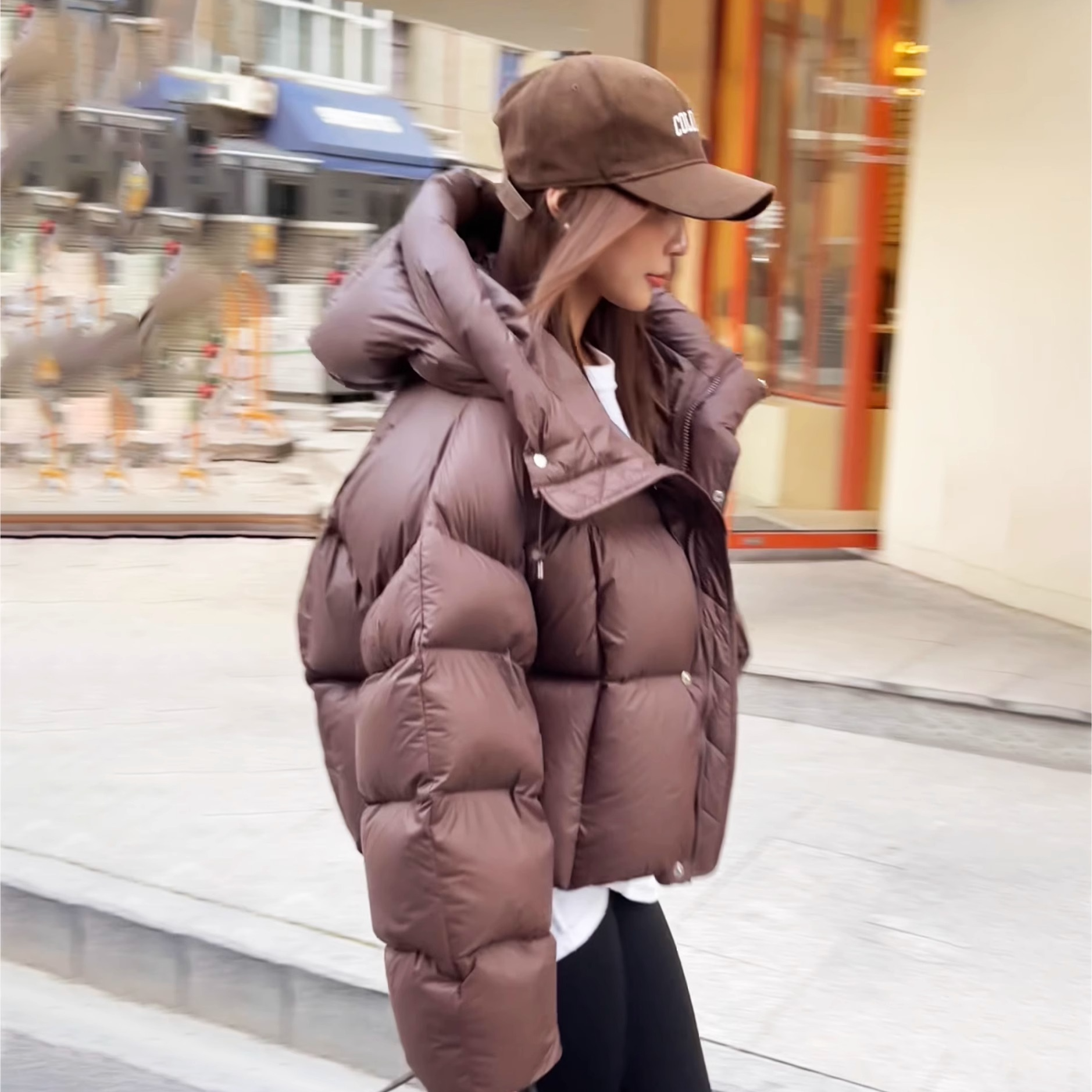 300克左右巨厚羽绒服新款90白鸭绒泡芙羽绒服女短款加厚面包服