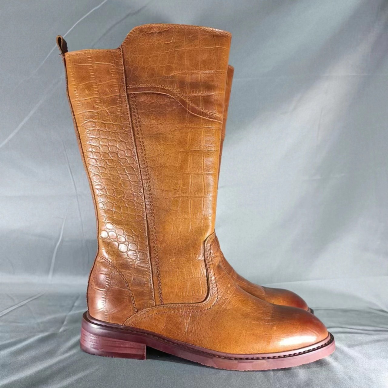 男士民族特色纯牛皮高筒圆头春秋季轻便修身低跟后拉链款蒙古马靴