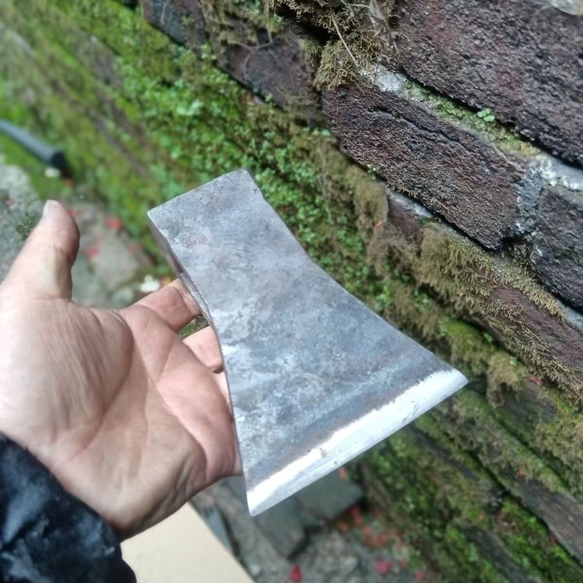 手工锻打中刃斧  45号钢全钢材质优质斧头 多用斧户外斧