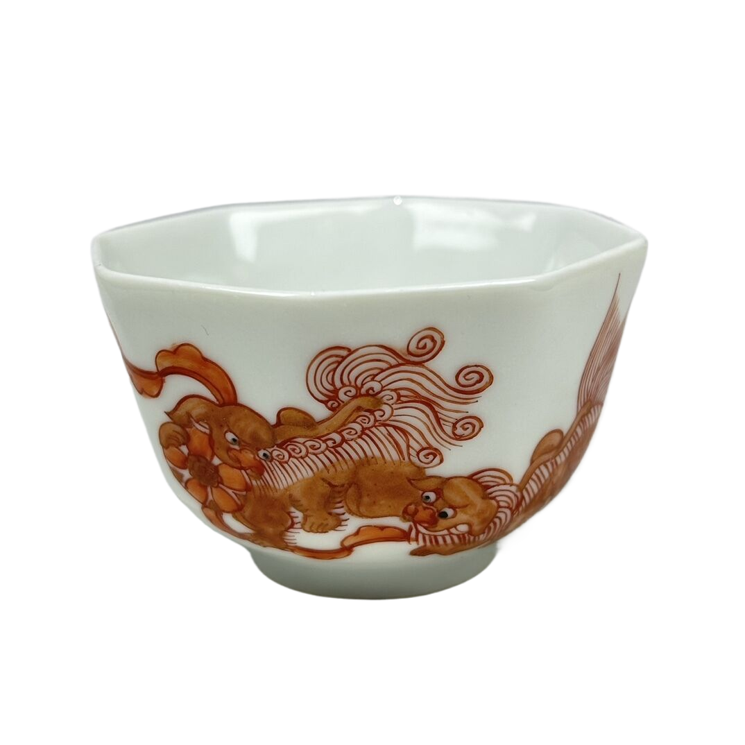 矾红狮子滚绣球八方杯6482 一对