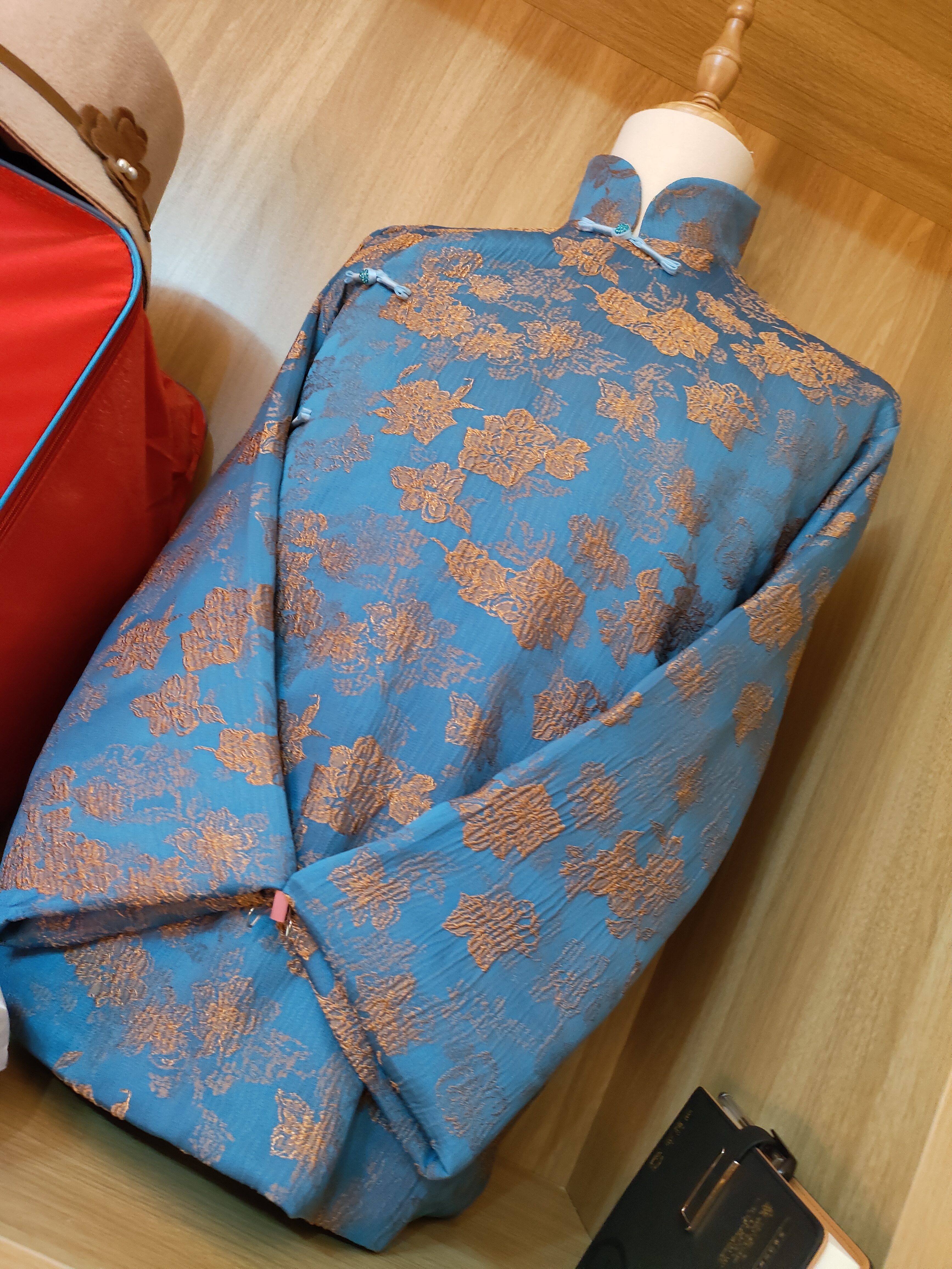 女士新款高档桑蚕丝提花棉衣棉裤大袍全套