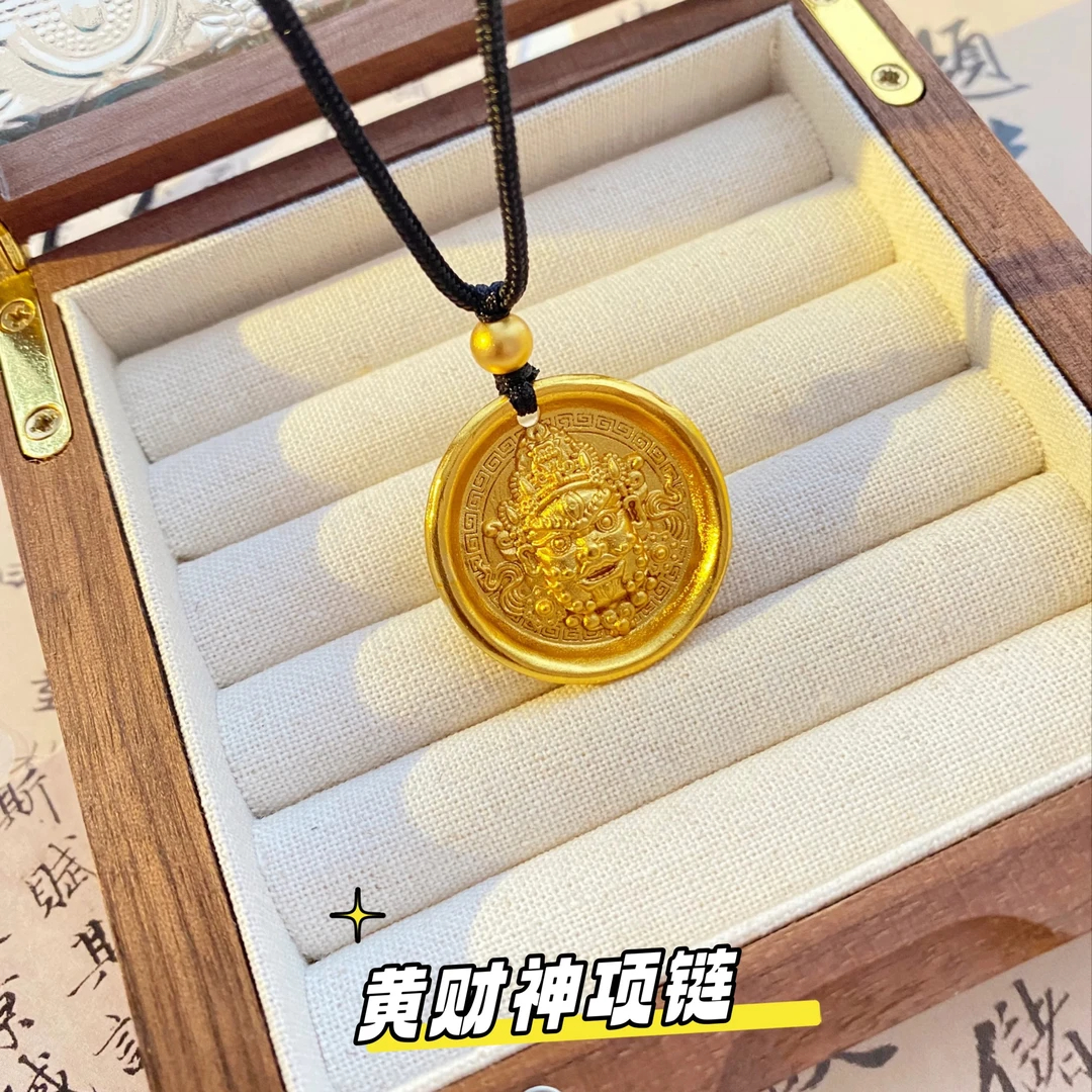 铜合金布艺项链 招财仙人黄财神项链男女同款时尚百搭复古法吊坠 