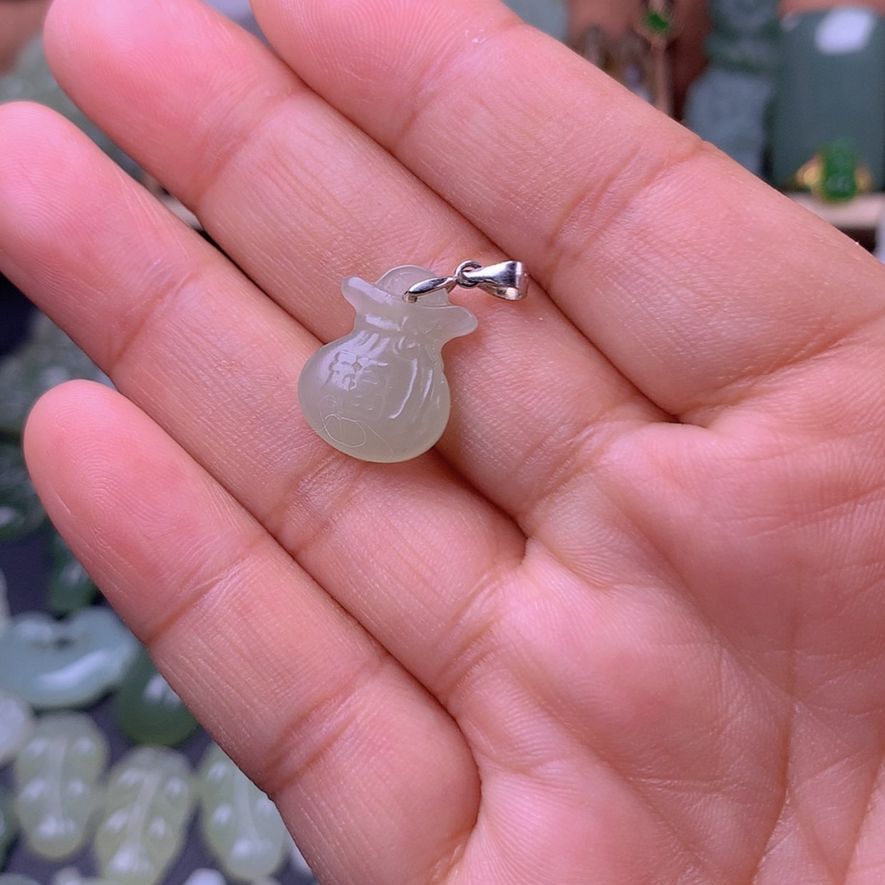 【闪购商品】和田玉颈饰银S925镀金镶嵌