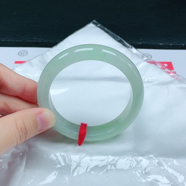 【闪购商品】翡翠手镯未镶嵌天然翡翠手镯