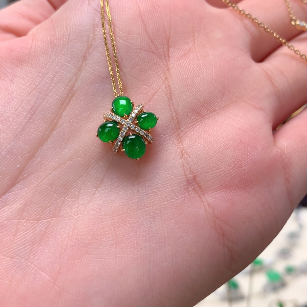 【闪购商品】翡翠颈饰18K金镶嵌