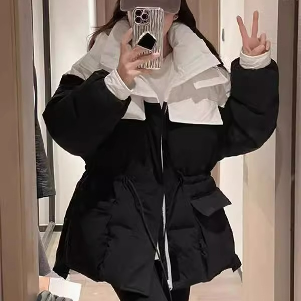 2025年秋冬新款时尚撞色宽松抽绳连帽羽绒服女气质保暖白鸭绒外套