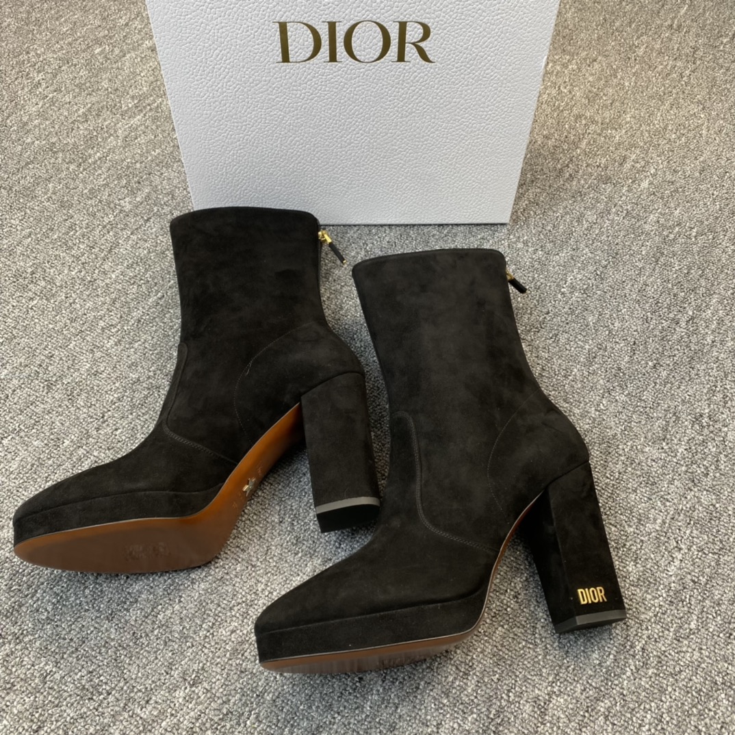 未使用 DIOR/迪奥 粗跟短靴尖头黑色靴子高跟鞋女鞋114625秋冬
