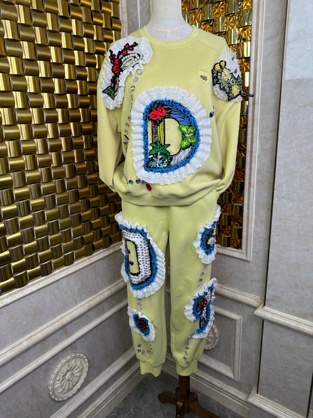 独衣秋冬百搭女装时尚潮牌高级重工套装网红圆领裤子上衣秋季绣花