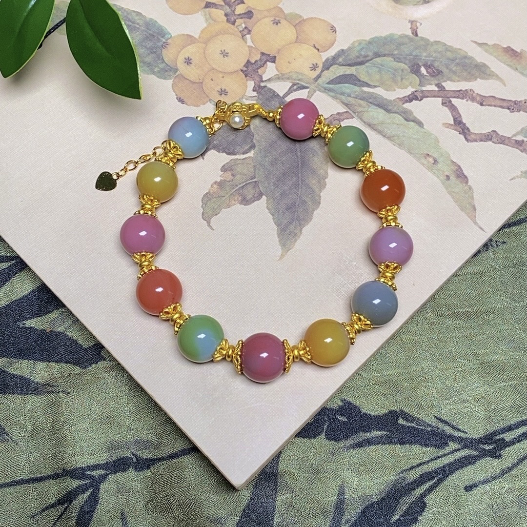 天然大凉山盐源玛瑙精品彩虹色圆珠糖豆设计款手串手链单圈礼物