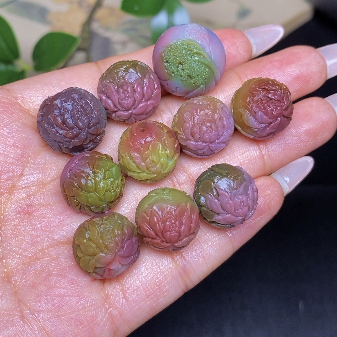 天然四川盐源玛瑙精品大师工圆珠雕刻凤穿牡丹山水锁骨吊坠挂件