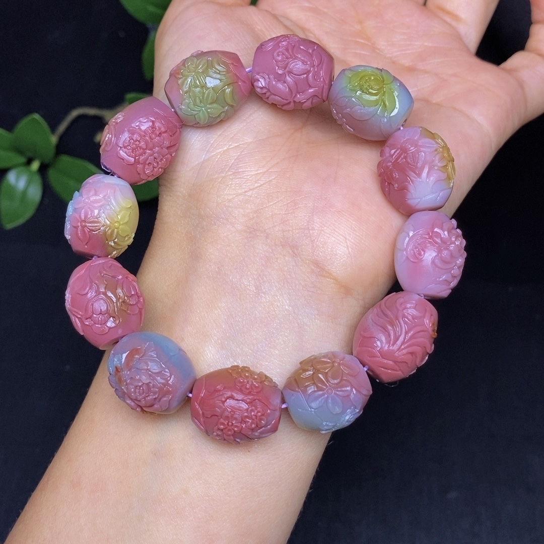 四川大凉山盐源玛瑙浓郁炫彩十二月花桶珠单圈手串手持