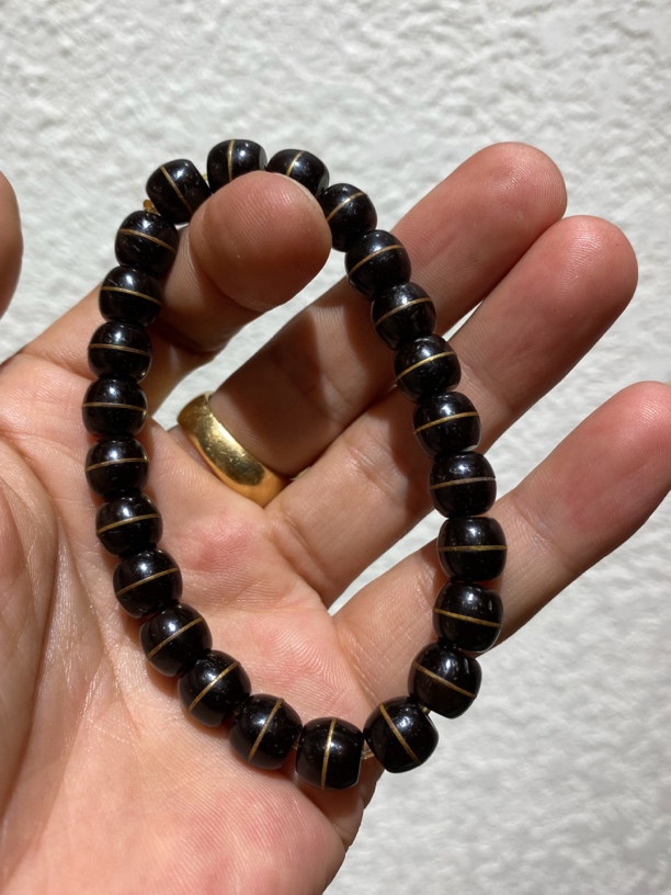 黑金椰蒂手串9mm直切极限弧孔道镶嵌设计