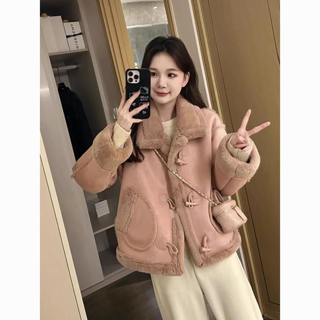 粉色加绒皮毛一体外套女2023秋冬季减龄气质牛角扣加厚保暖短外套