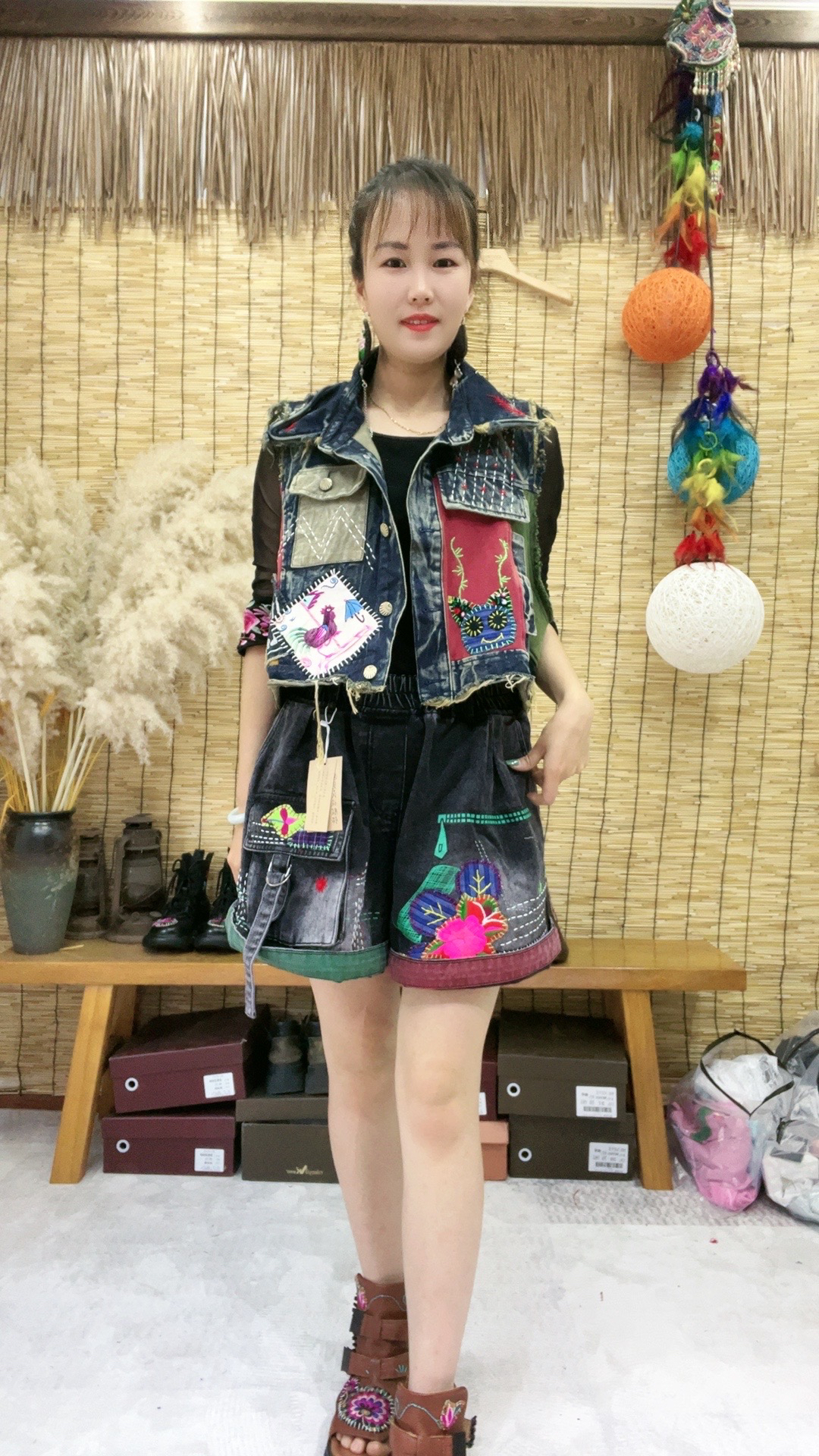 阿佳衣舍原创 手工加老绣牛仔马甲  单品单件  直播间选购