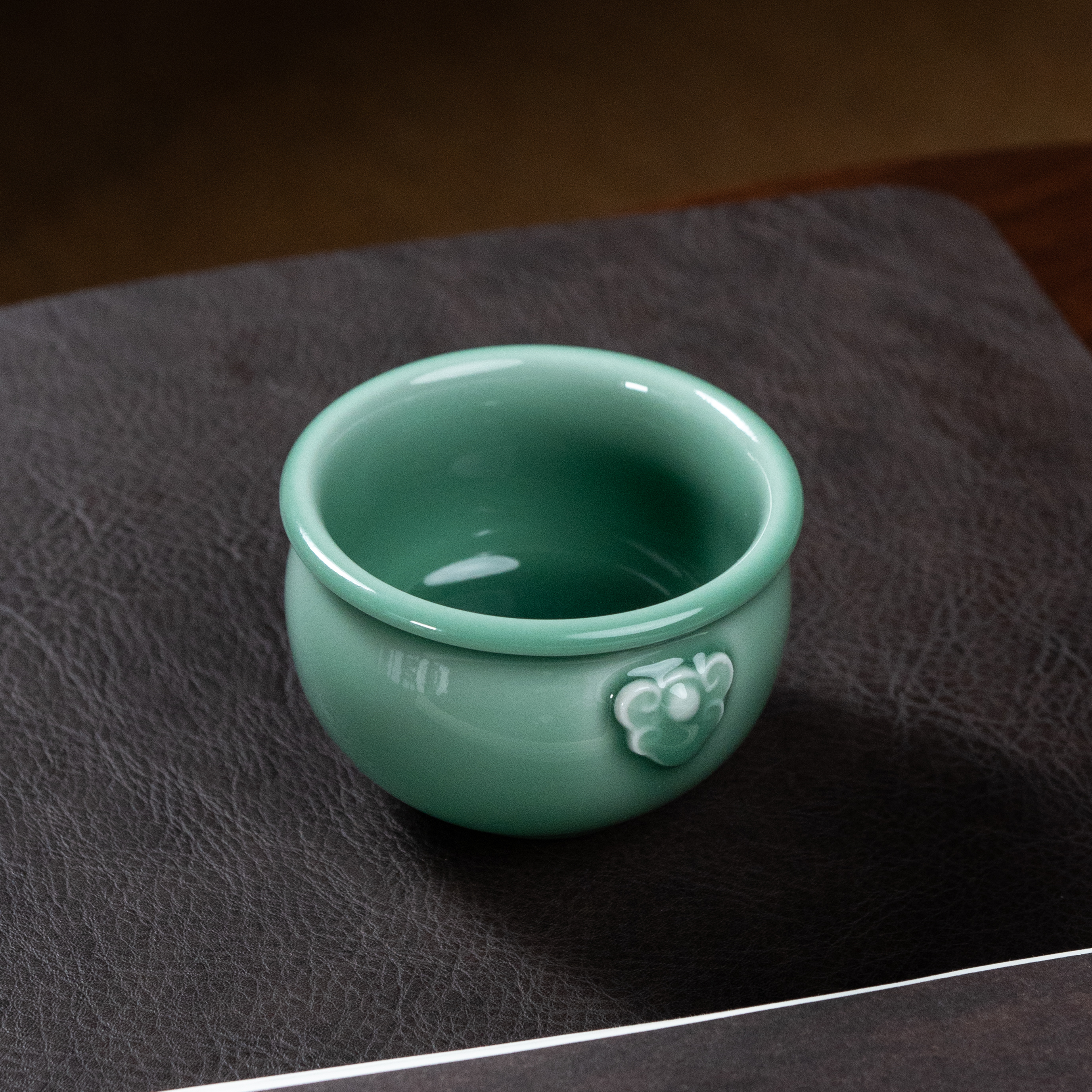 本土斋 高端梅子青纯色如意手工主人杯陶瓷纯手工素面品茗杯