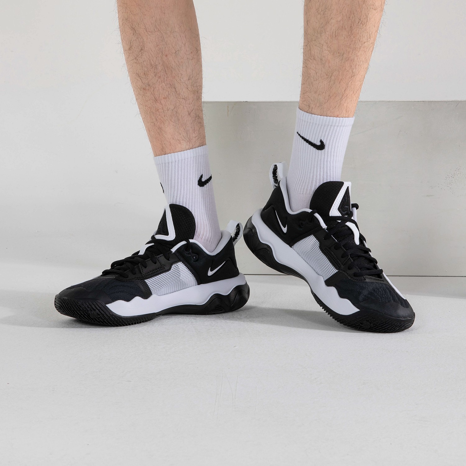 Nike耐克男鞋2023秋新款运动鞋实战场上比赛训练篮球鞋DZ7534-003