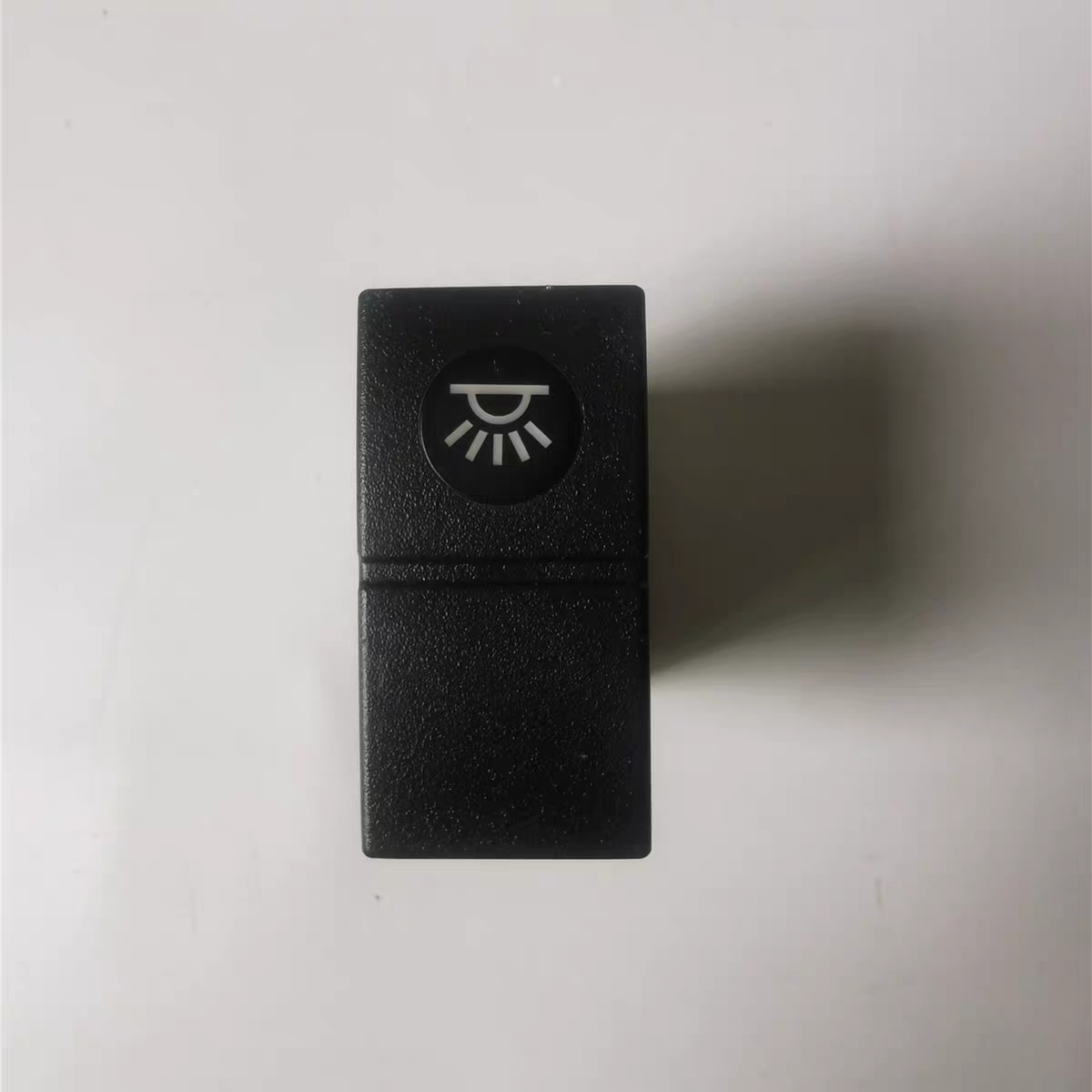 天龙KL天锦KR旗舰KX驾驶室工作台翘板顶灯开关3750100-C5100原厂