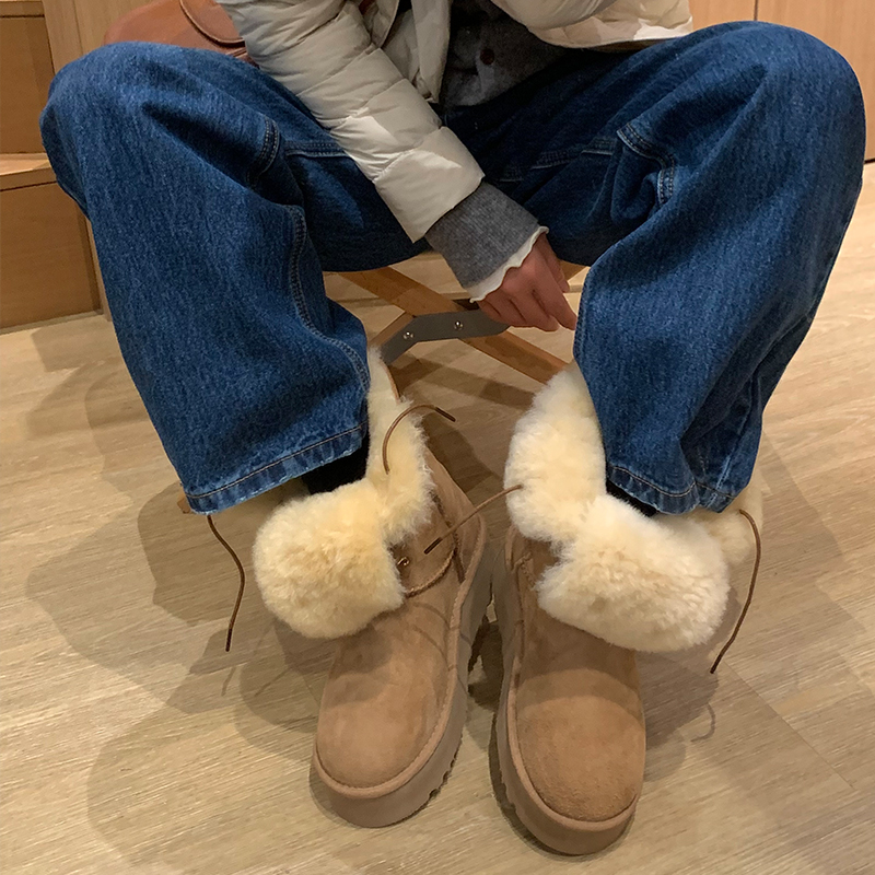 厚底女神2025秋冬新款雪地靴中筒加厚羊皮毛一体保暖系带鞋靴桑坡