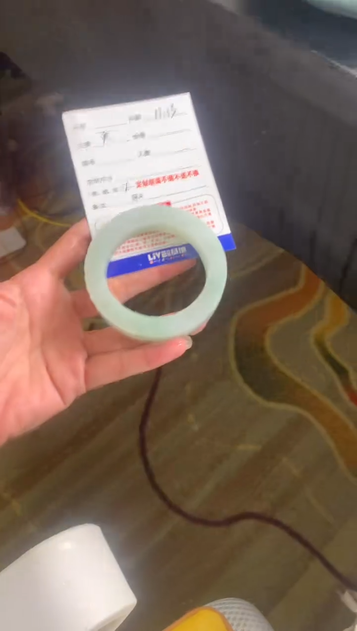 【闪购商品】定制翡翠手镯定制未镶嵌定制手镯不退不换